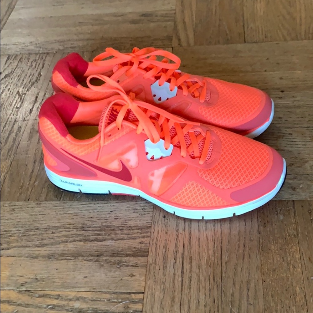 BRAND NEW NIKE LUNARLON